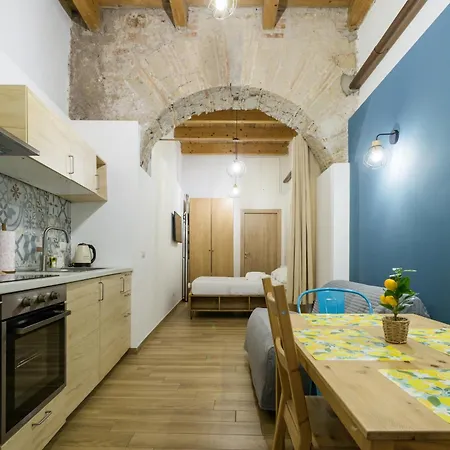 Zest 31 By Dimorra Naples